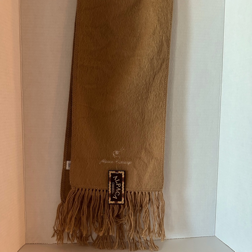 Alpaca Camargo NWT alpaca blend Tan Scarf. Super soft.